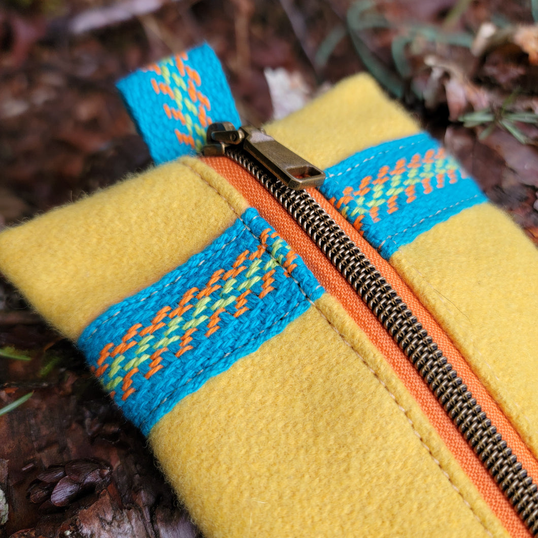 PNWBUSHCRAFT Vintage Yellow Wool Zipper Pouch