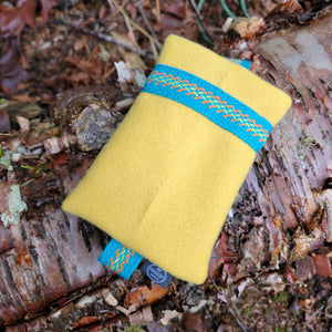 PNWBUSHCRAFT Vintage Yellow Wool Zipper Pouch