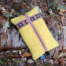 PNWBUSHCRAFT Yellow Vintage Wool Zipper Pouch