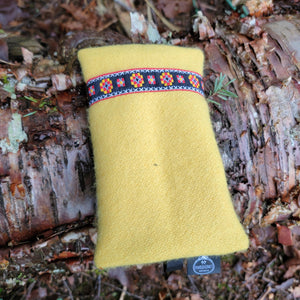 PNWBUSHCRAFT Yellow Vintage Wool Zipper Pouch